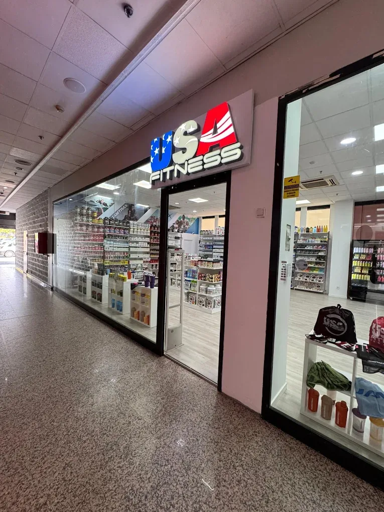 USAFITNESS VILLANUEVA - tienda de nutrición deportiva y suplementos en Villanueva de la Cañada (foto 3)